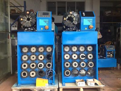 V32數控觸摸屏版扣壓機,V32全自動智能數控壓管機_液壓機械欄目_