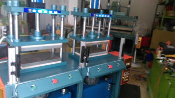 臥式液壓壓力機|熱壓成型貼合機